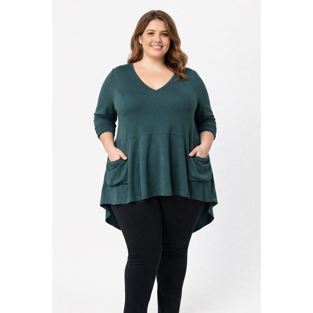 Plus Size 3X 22 24 Green BloomChic V Neck Long Sleeve Oversized Tunic Pockets